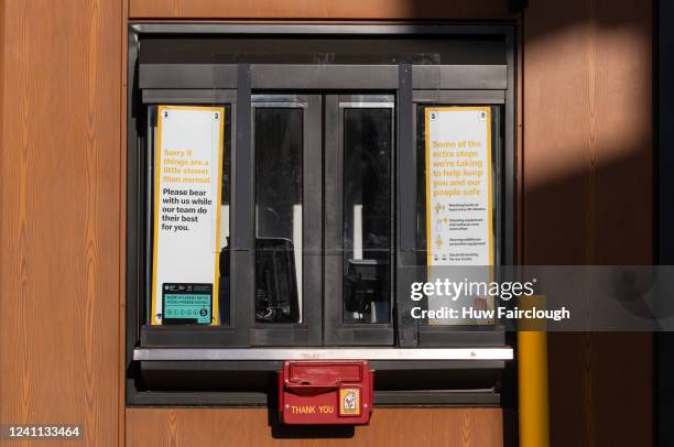 Till Window Takeaway Till Photos and Premium High Res Pictures - Getty Images