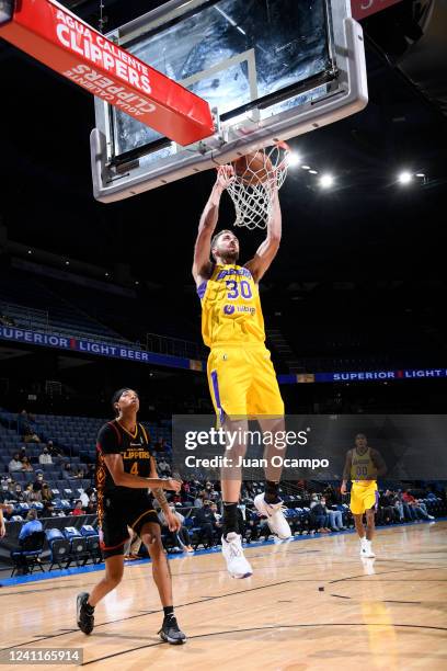 Jay Huff of the South Bay Lakers dunks the ball during the game against the Agua Caliente Clippers on February 16, 2022 at Toyota Arena in Ontario,...