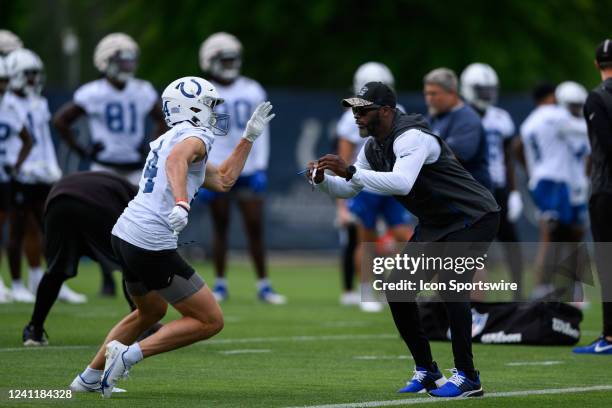 Indianapolis Colts wide receiver Alec Pierce runs a drill against Indianapolis Colts wide receivers coach Reggie Wayne during the Indianapolis Colts...