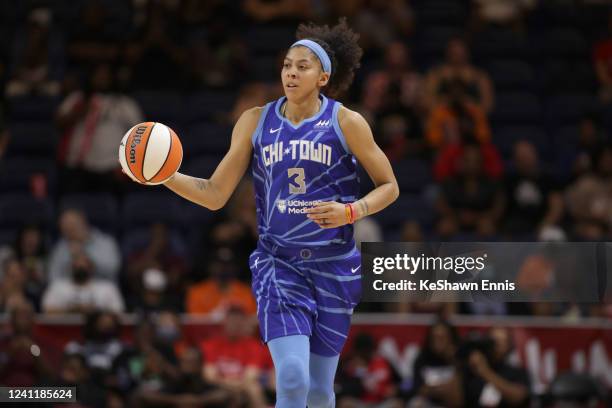 Candace Parker of the Chicago Sky handles the ball during the game against the Washington Mystics on June 8, 2022 at Entertainment & Sports Arena in...