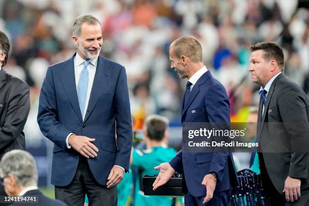 Felipe VI. Koenig von Spanien and UEFA Boss Aleksander Ceferin looks on after the UEFA Champions League final match between Liverpool FC and Real...