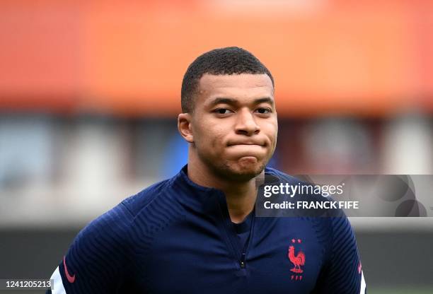 France's forward Kylian Mbappe takes part in a training session on the eve of the UEFA Nations League football match against Austria at the Ernst...