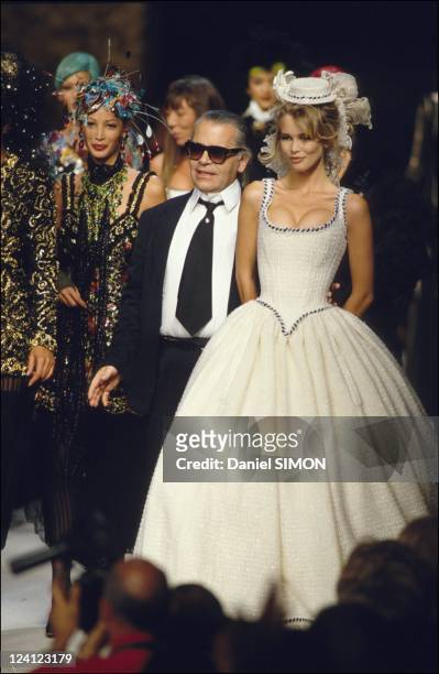 Fashion haute -couture automn -winter 92/93 in Paris, France in July, 1992 - Chanel, Karl Lagerfeld and Claudia Schiffer.