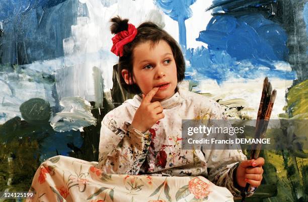 Flore Sigrist exhibition, 9 -years -old painter In Strasbourg, France On June 01, 1994 - Preparing the exhibition.