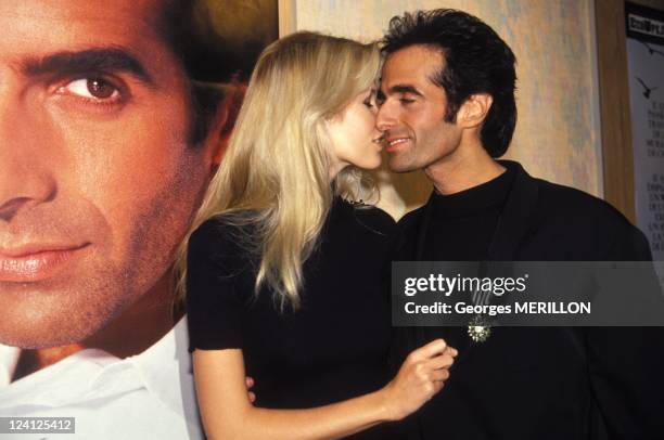 David Copperfield received Golden Medal of 'Arts & Lettres' by J.Toubon In Paris, France On October 02, 1994 - Claudia Schiffer and David Copperfield.