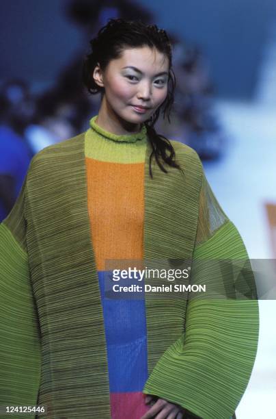 Ready to Wear Spring -Summer 1995 in Paris, France in October, 1994 - Issey Miyake.