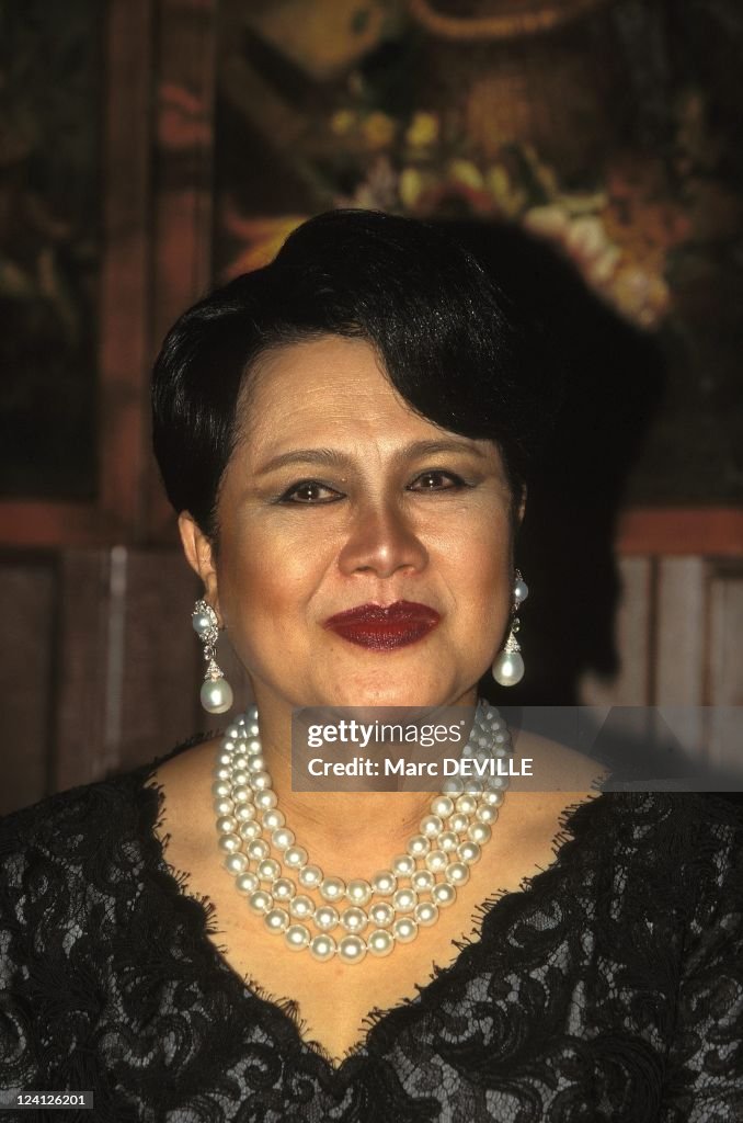 Visit Of Queen Sirikit Of Thailand At Tenerife Loro Park In Tenerife, Spain On January 24, 1996.