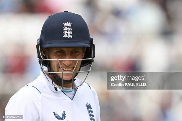 England's Joe Root leaves the pitch for the tea break on day 3 of the second Test cricket match between England and New Zealand at Trent Bridge...