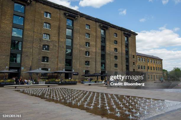 3,723 Central Saint Martins College Of Art And Design Stock Photos,  High-Res Pictures, and Images - Getty Images