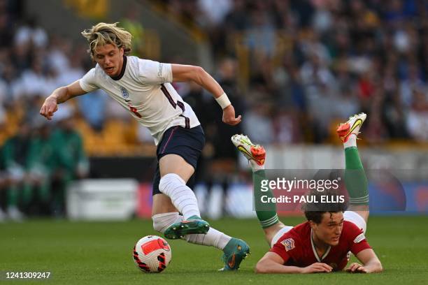 England's midfielder Conor Gallagher vies with Hungary's striker Callum Styles during the UEFA Nations League, league A group 3 football match...