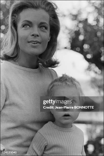 On set of "La Piscine" directed by Jacques Deray In Saint Tropez, France In August, 1968 - Romy Schneider and son David.