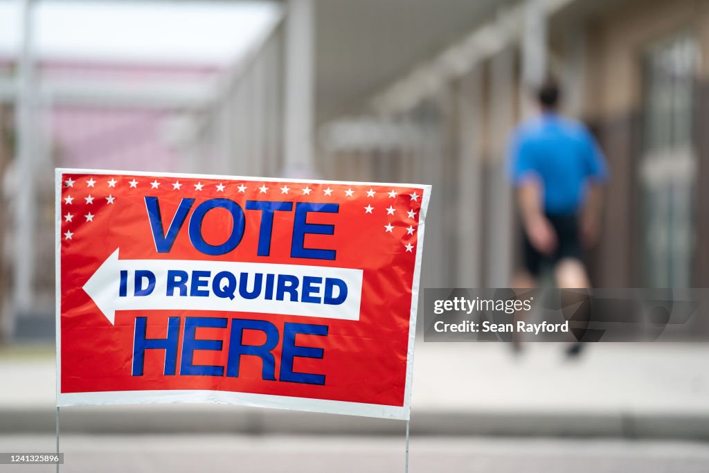 South Carolina Residents Go To The Polls On State's Primary Day