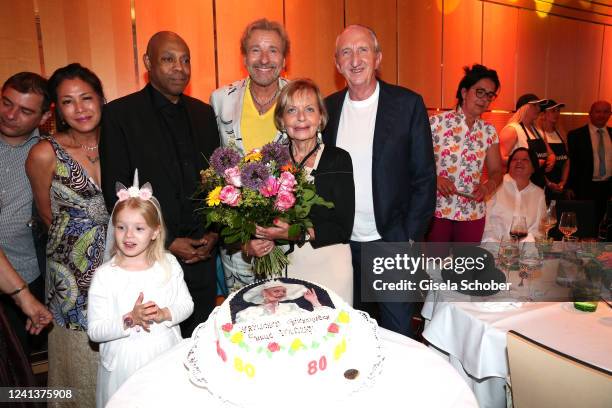 Ankie Lau, Maria Hroch, Michael Winslow, Thomas Gottschalk, Angelika Spiehs, Mike Krüger with birthday cake during the 40th anniversary show of "Die...