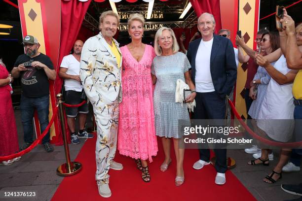 Thomas Gottschalk and his partner Karina Mross, Birgit Loeper and Mike Krüger during the 40th anniversary show of "Die Supernasen" on June 17, 2022...
