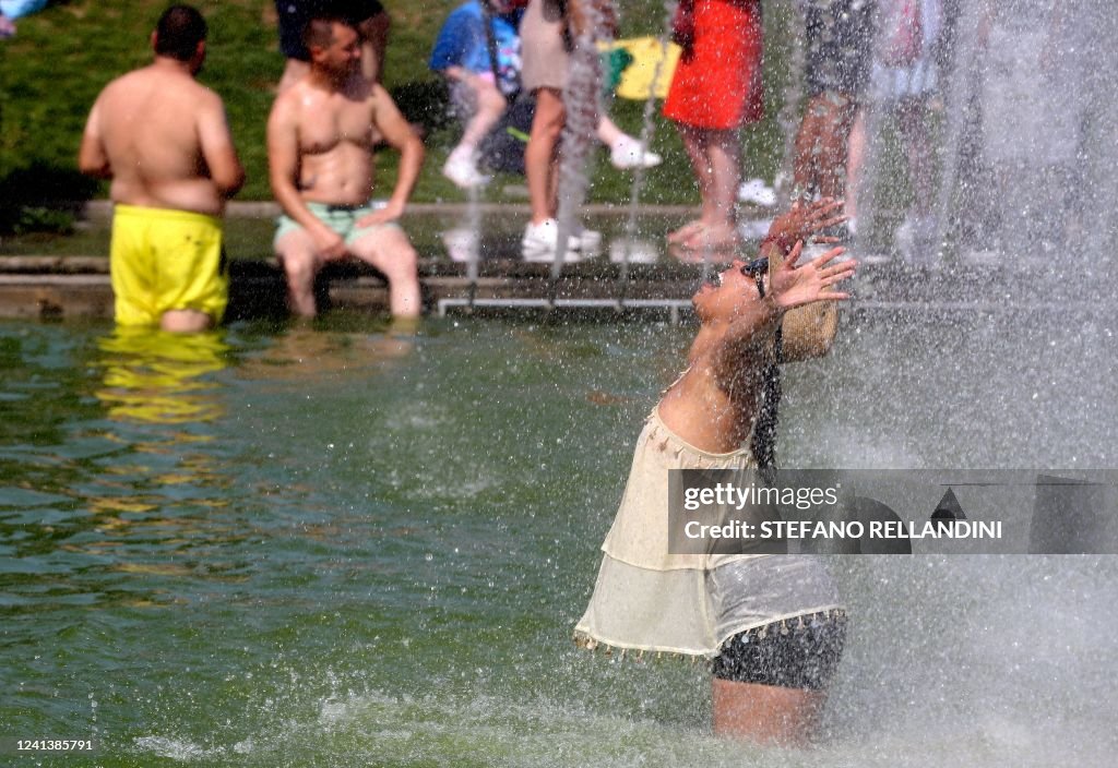 FRANCE-WEATHER-HEAT