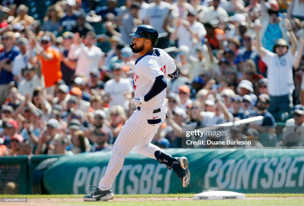 Texas Rangers v Detroit Tigers