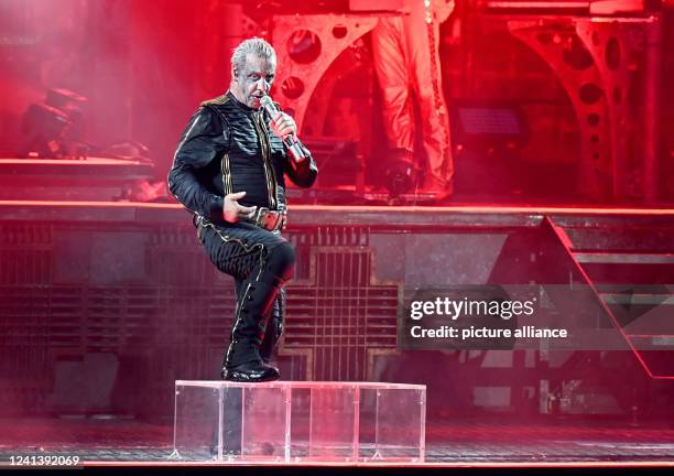 June 2022, North Rhine-Westphalia, Duesseldorf: Rammstein lead singer Till Lindemann performs the song "Deutschland" on stage. Rammstein are on tour...