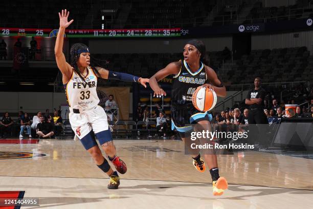 Dana Evans of the Chicago Sky drives to the basket during the game against the Indiana Fever on June 19, 2022 at Gainbridge Fieldhouse in...