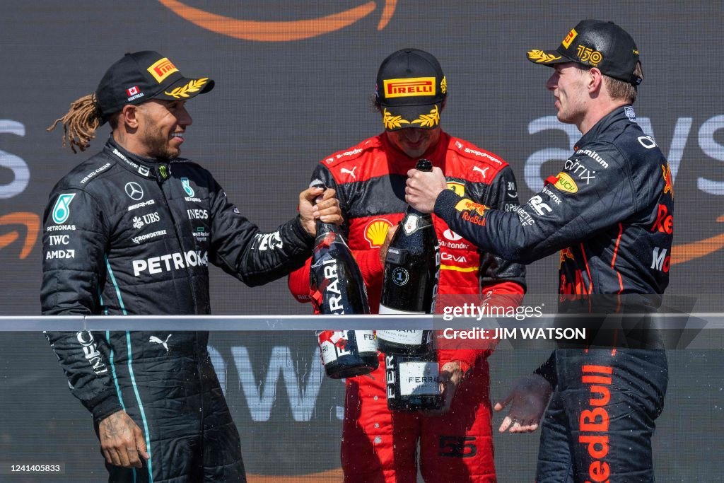 Auto-PRIX-F1-CAN-PODIUM