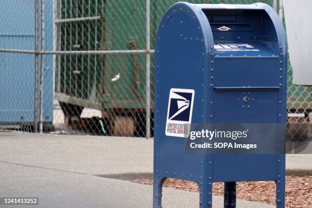 787 Us Mail Box Stock Photos, High-Res Pictures, and Images - Getty Images