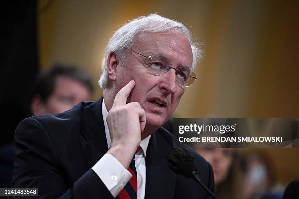Jeff Rosen Rever Former Acting Attorney General Jeffrey A. Rosen testifies during the ...