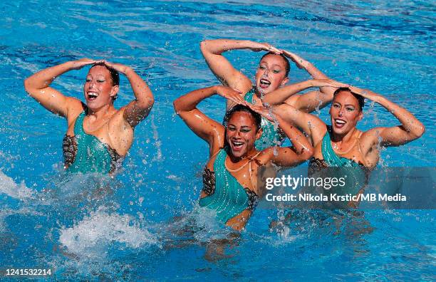 The team of USA compete in the Women Team Free FInal on day eight of the Budapest 2022 FINA World Championships at Alfred Hajos National Aquatics...