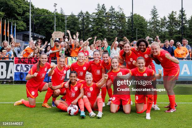 Winning team Romee Leuchter of Holland Women, Kerstin Casparij of Holland Women, Esmee Brugts of Holland Women, Jackie Groenen of Holland Women,...