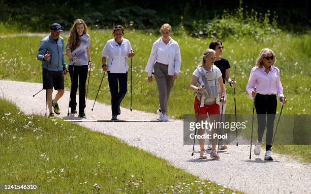 Christian Neureuther, former professional skier, Carrie Johnson, wife of Britain's Prime Minister Boris Johnson, Britta Ernst, wife of German...