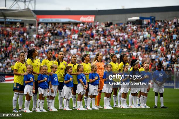 The starters of team Colombia, Catalina Perez, Manuela Vanegas, Daniela Arias, Lorena Bedoya, Daniela Montoya, Leicy Santos, Catalina Usme, Carolina...