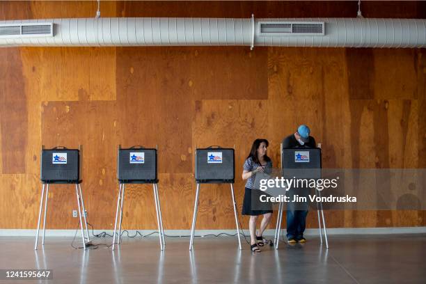 Voters cast their ballots on Primary Day at the No. 571 Boathouse on June 28, 2022 in Chicago, Illinois. Voters will be deciding on candidates for...