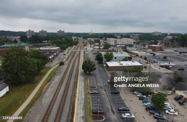 An aerial view shows the city of Carbondale, Illinois, on June 26, 2022. - Abortion is now banned in Missouri. Now, the two nearest clinics are in...