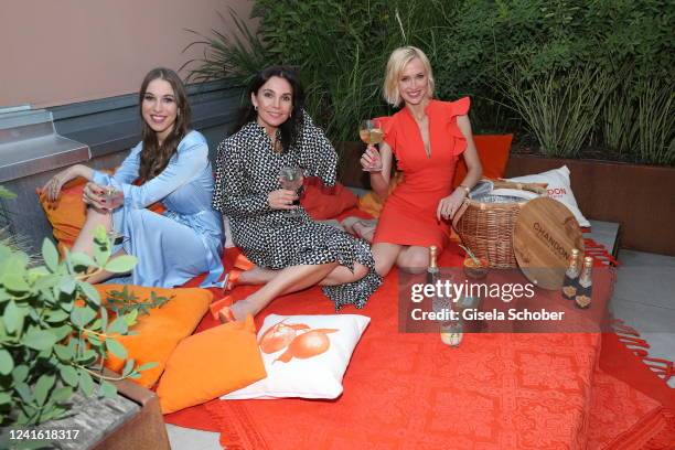 Alana Siegel, Nadine Warmuth, Lisa Loch during the "Secret Garden" summer party by Chandon / Garden Spritz at Hartmanns on June 29, 2022 in Munich,...