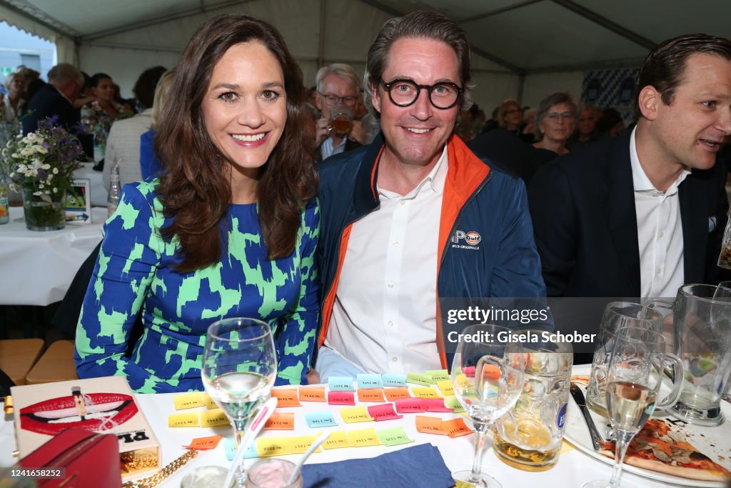 Andreas Scheuer and his wife Julia Reuss during the Greipl charity