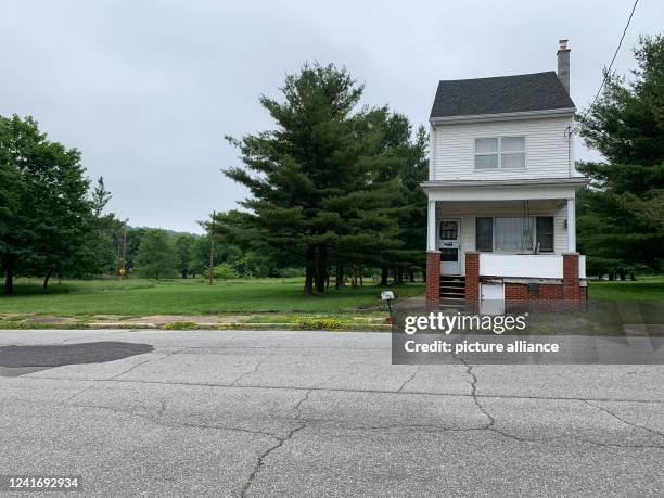 June 2022, US, Centralia: Harold Mervine's home sits on a road in Centralia. When the fatal fire broke out in the Centralia mining district, Harold...