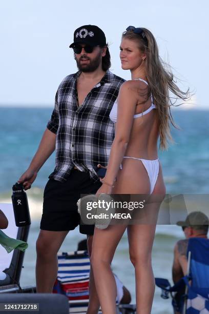 Scott Disick spends his fourth of July holiday on the beach in Miami 04 July 2022