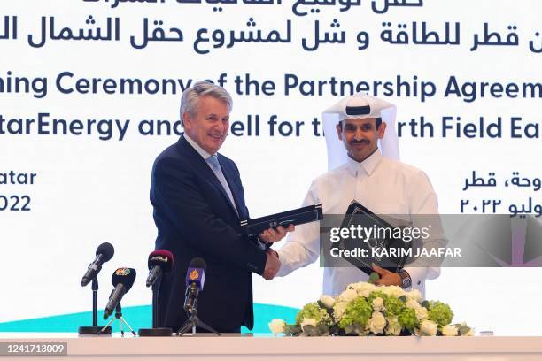 Saad Shell Royal Dutch Shell Ceo Ben Photos and Premium High Res Pictures - Getty ...