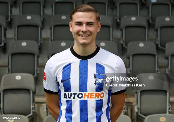 Marten Winkler of Hertha BSC poses during the team presentation at Schenckendorffplatz on July 5, 2022 in Berlin, Germany.