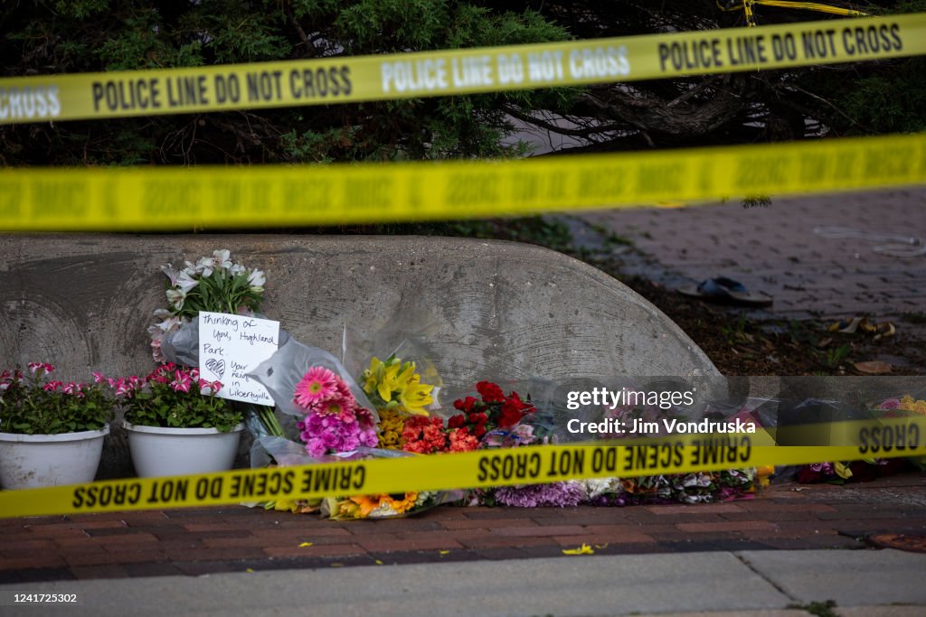 At Least 7 Dead After Shooting At Fourth Of July Parade In Chicago Suburb