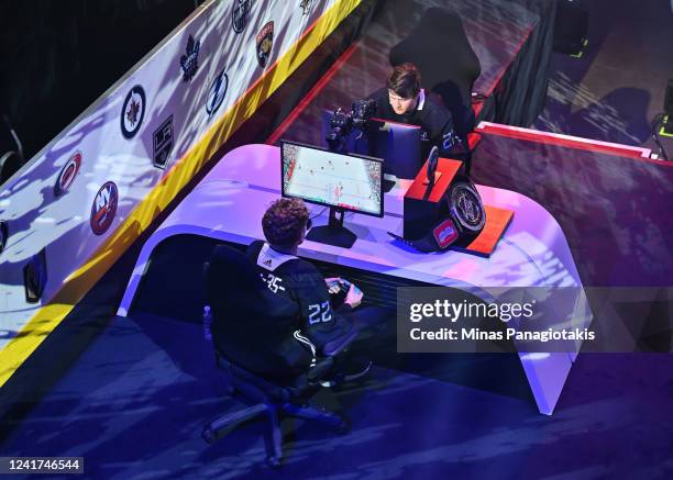Mathew Geimer 57 Geim Stock Photos, High-Res Pictures, and Images - Getty Images