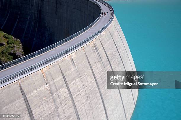 moiry dam - wasserkraft stock-fotos und bilder