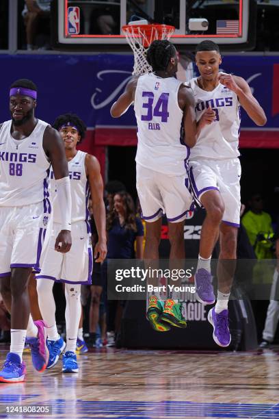 Las Vegas, NV Keegan Murray and Keon Ellis of the Sacramento Kings celebrate during the game against the Orlando Magic during the 2022 Las Vegas...