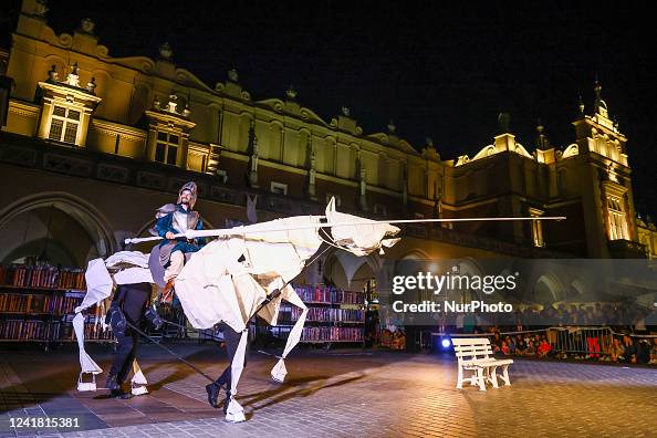 Hom Perform Actors of HoM Theatre perform 'Don Quixote' show at the Main Sqare ...