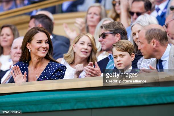 July 2022, Great Britain, London: Tennis: Grand Slam/ATP Tour - Wimbledon, Singles, Men, Final. Kate , Duchess of Cambridge, Prince George and Prince...