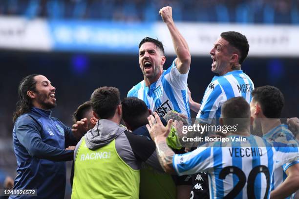 Gabriel Hauche of Racing Club celebrates after scoring the first goal of his team during a match between Racing Club and Independiente as part of...