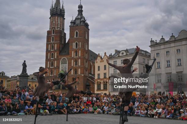Street performance 'Migrare' by Cia.Maduixa from Spain during the 35th KTO ULICA Festival at Krakow's Main Market Square. On Sunday, July 10 in...