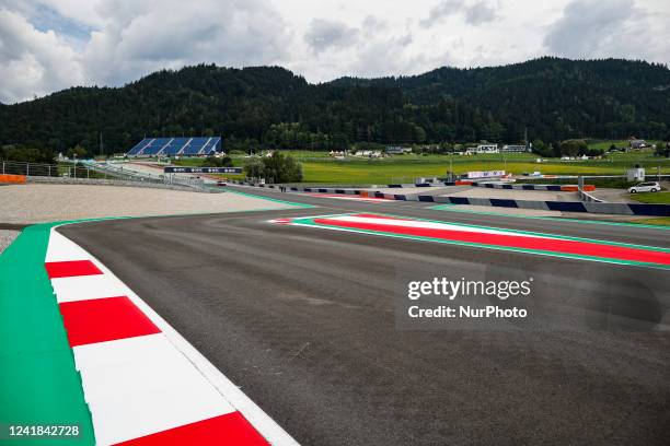 Ring Racing Track Grand Prix Track Curve Photos and Premium High Res Pictures - Getty Images