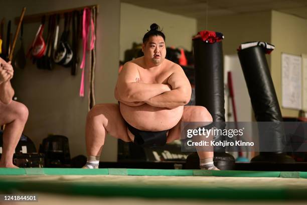 Yamamoto Ryuichi 101 Sumo Dojo Stock Photos, High-Res Pictures, and Images - Getty Images