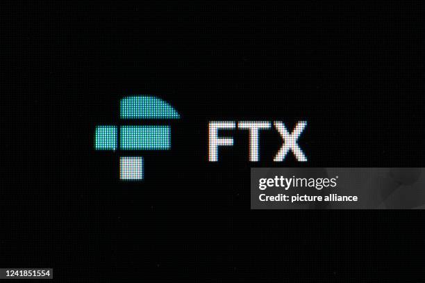 July 2022, Baden-Wuerttemberg, Rottweil: The logo of the FTX crypto exchange is seen on the screen of a computer in an office. Photo: Silas Stein/dpa