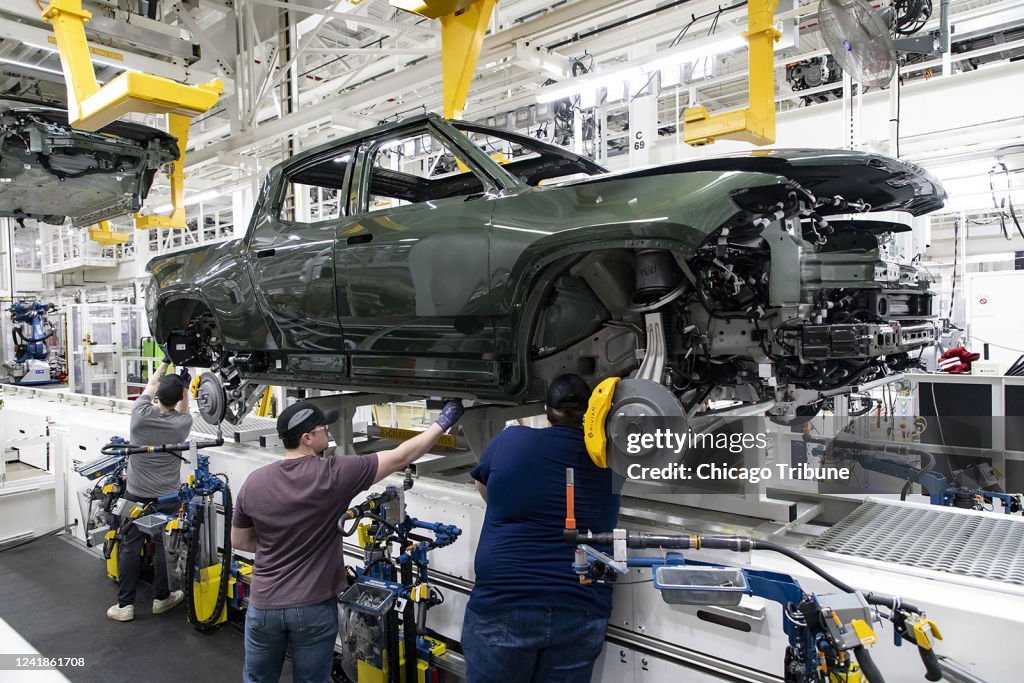BIZ-AUTO-RIVIAN-JOBCUTS-TB