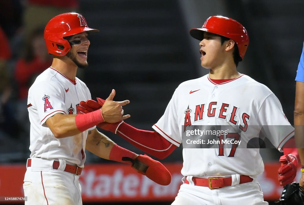 Houston Astros v Los Angeles Angels